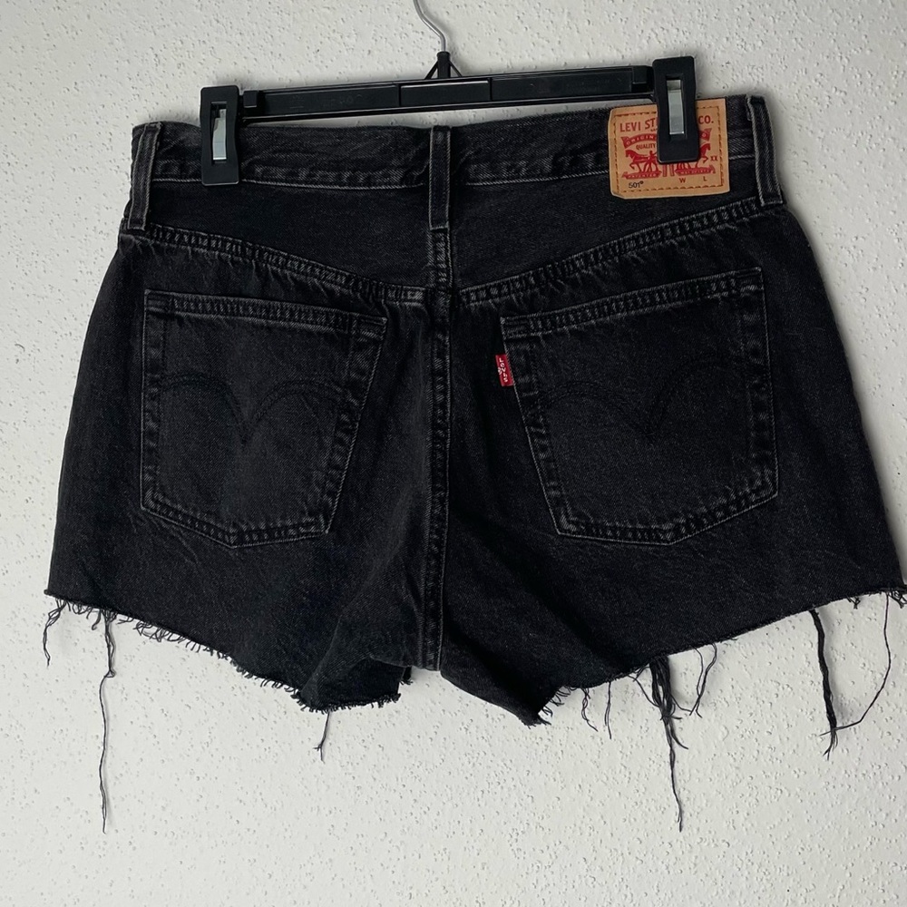 Levi’s High-rise 501 Button Fly Cut Off Fray Hem Denim Shorts Womens  Size 30
